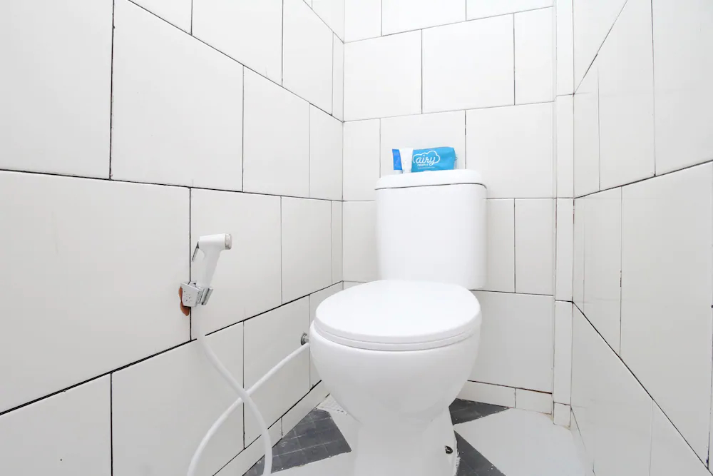 Kantorpos by Airy Rooms