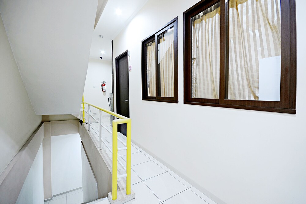 Kanto's Guest House by ZEN Rooms