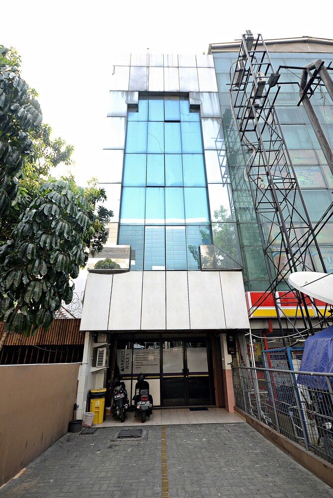 Kanto's Guest House by ZEN Rooms