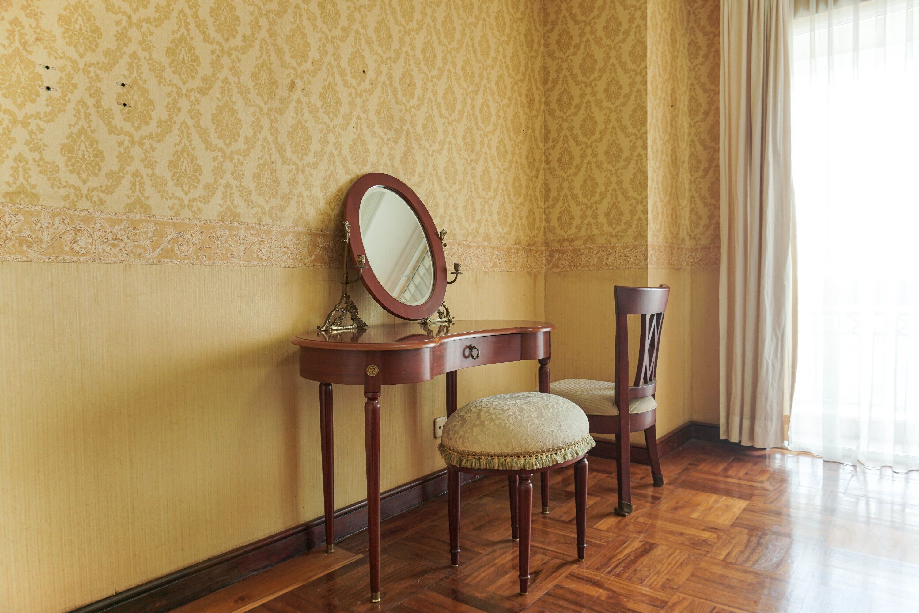 Kedoya Elok Apartment