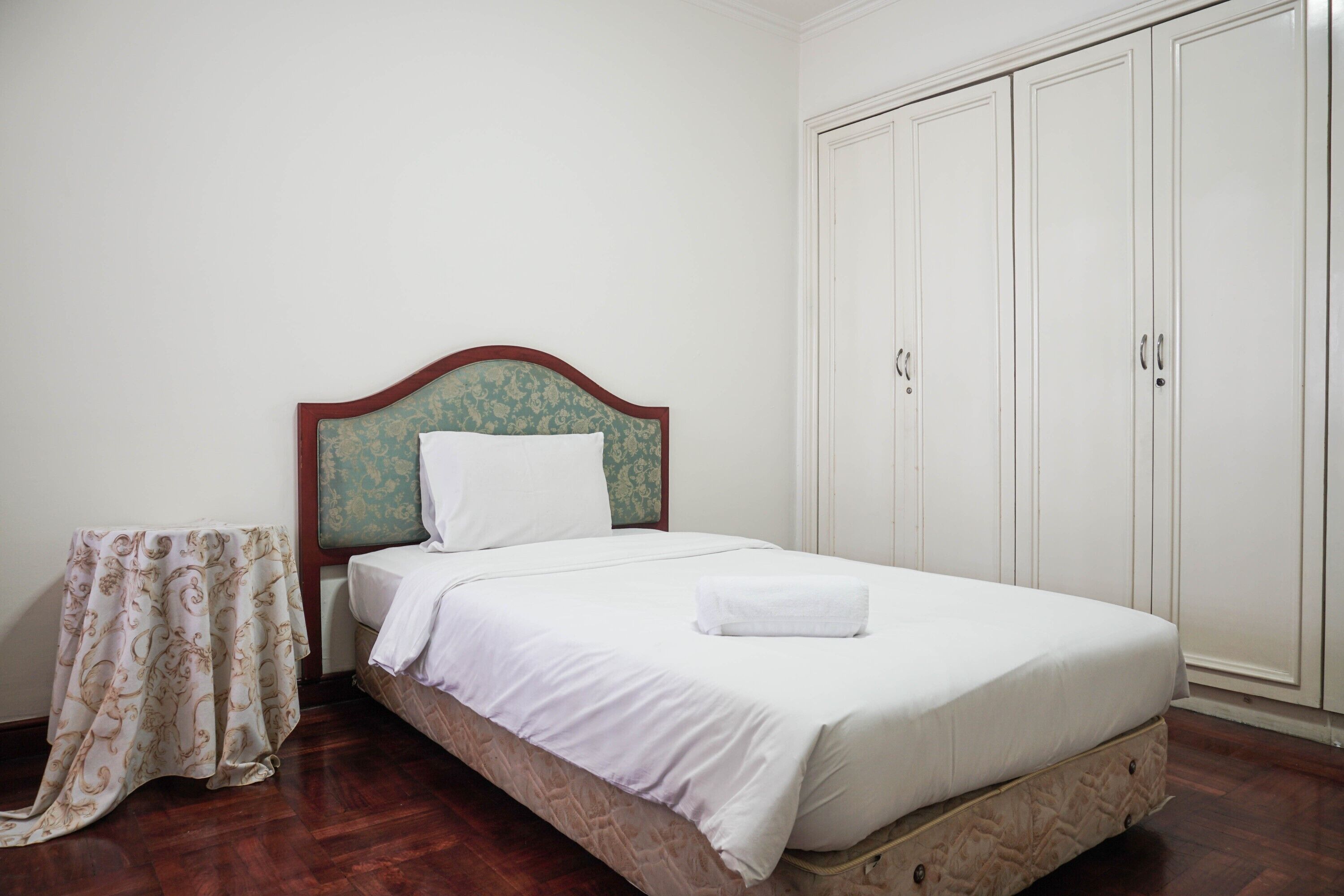 Kedoya Elok Apartment