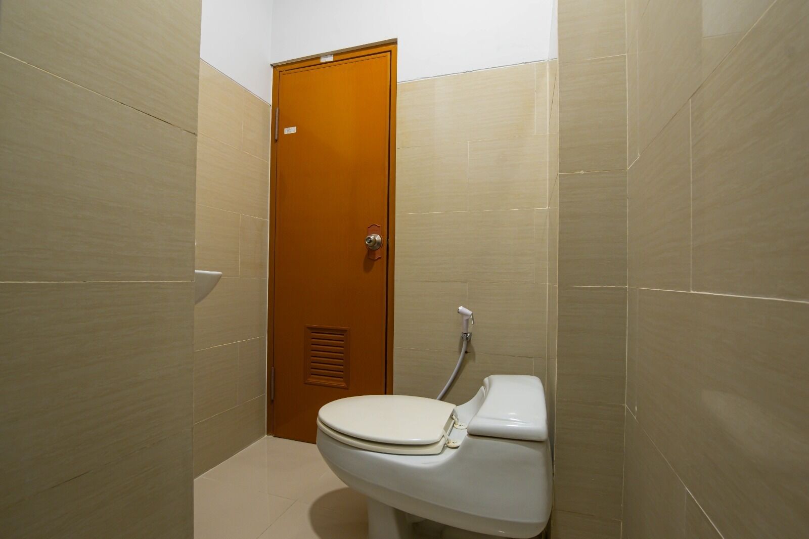 Kelowna Dwiwarna Residence