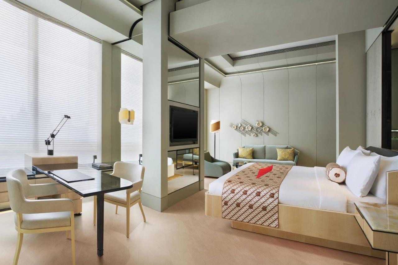 Keraton at The Plaza