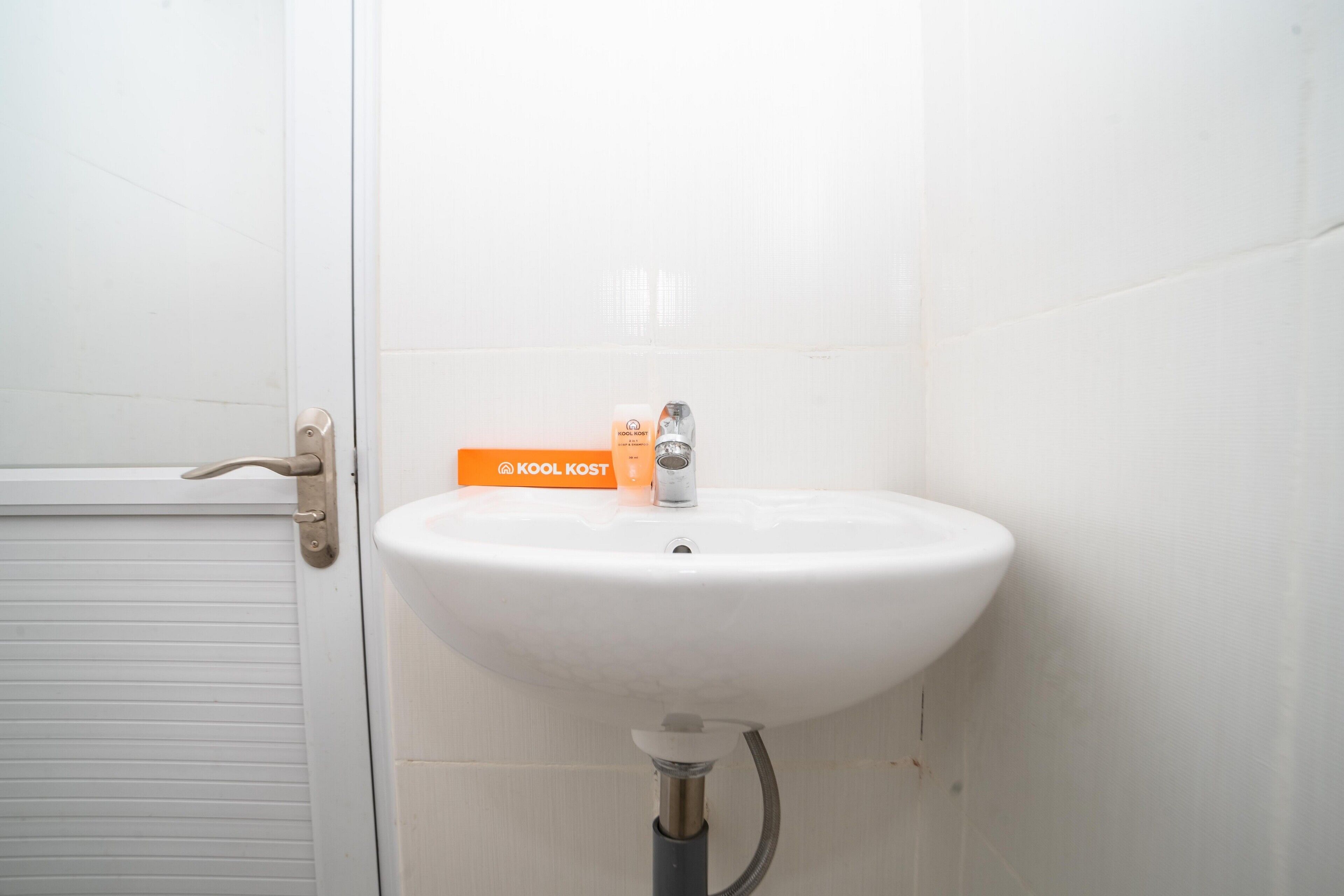 KoolKost near RS Pelabuhan Jakarta