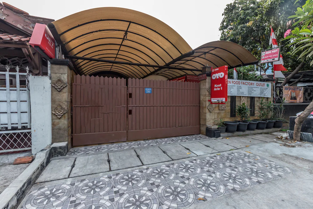 Kost Arie 1 by OYO Rooms