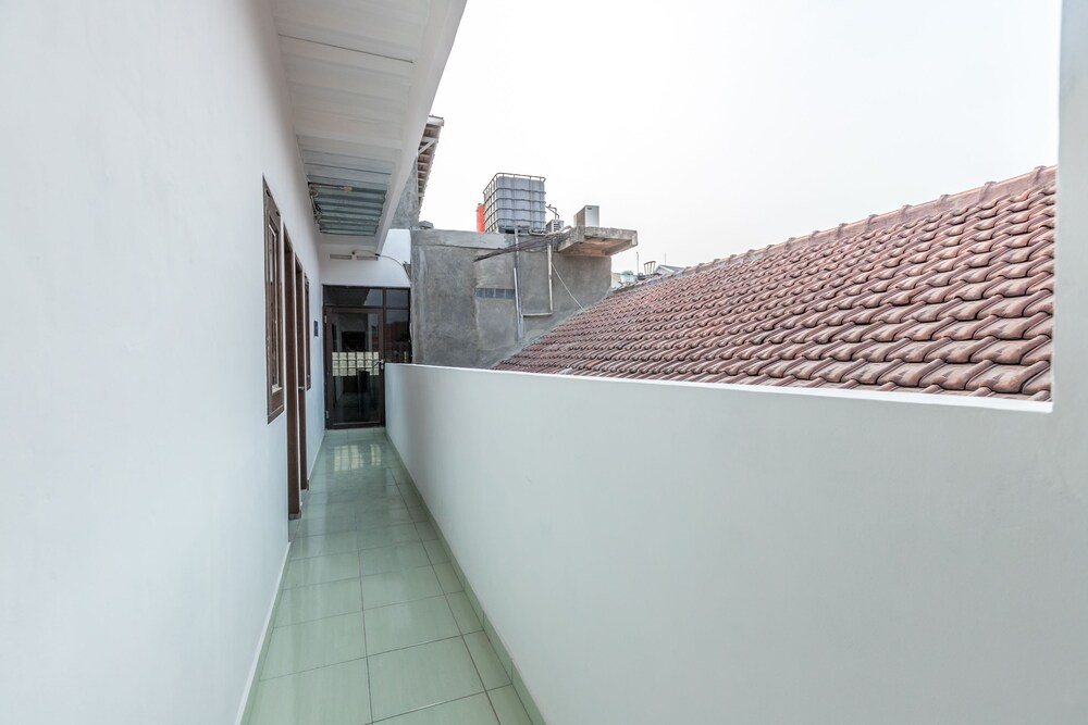 Kost Arie 1 by OYO Rooms