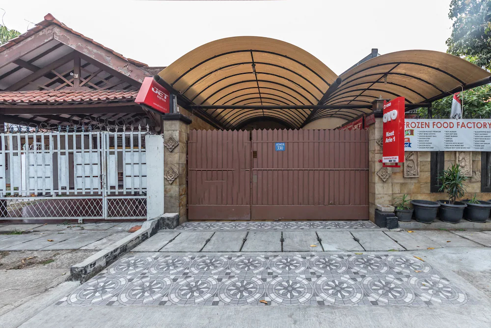 Kost Arie 1 by OYO Rooms
