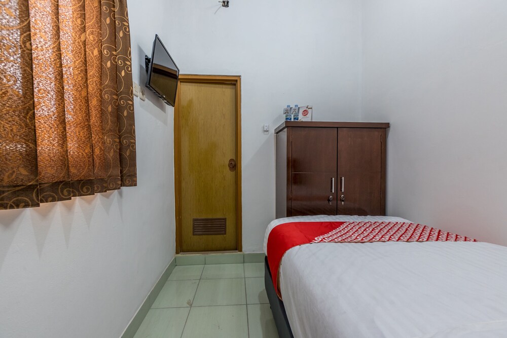 Kost Arie 1 by OYO Rooms