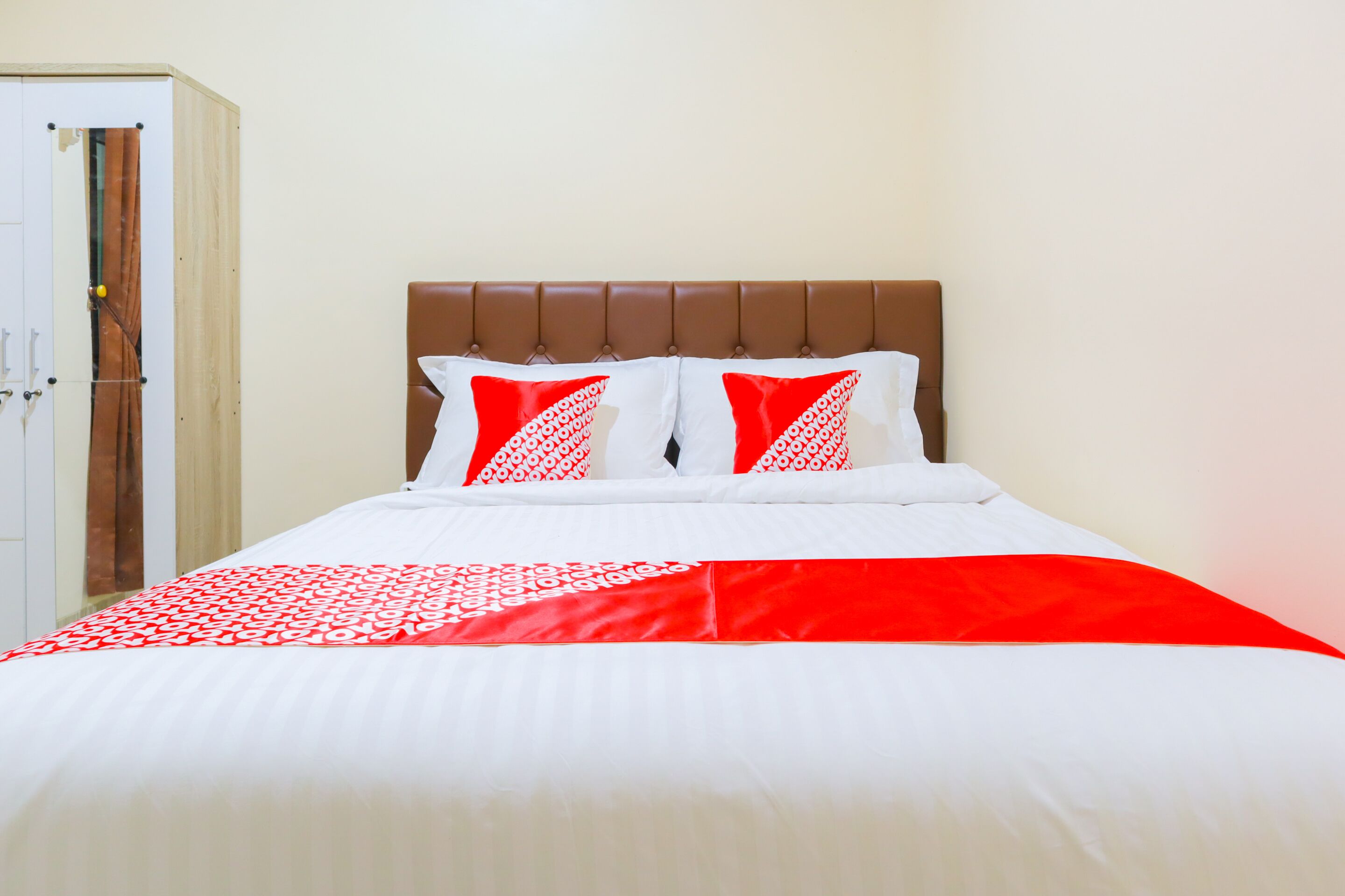 Kr Bulan by OYO Rooms