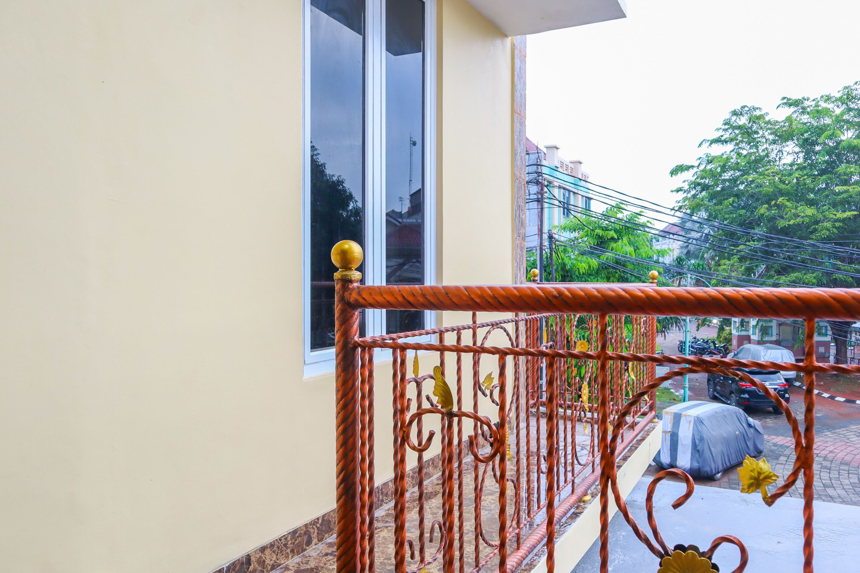 Kr Bulan by OYO Rooms