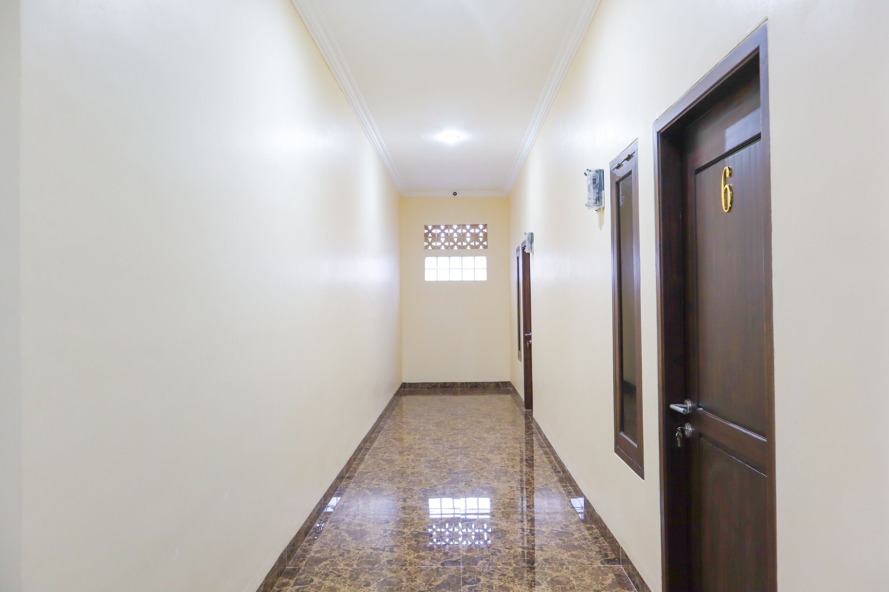Kr Bulan by OYO Rooms