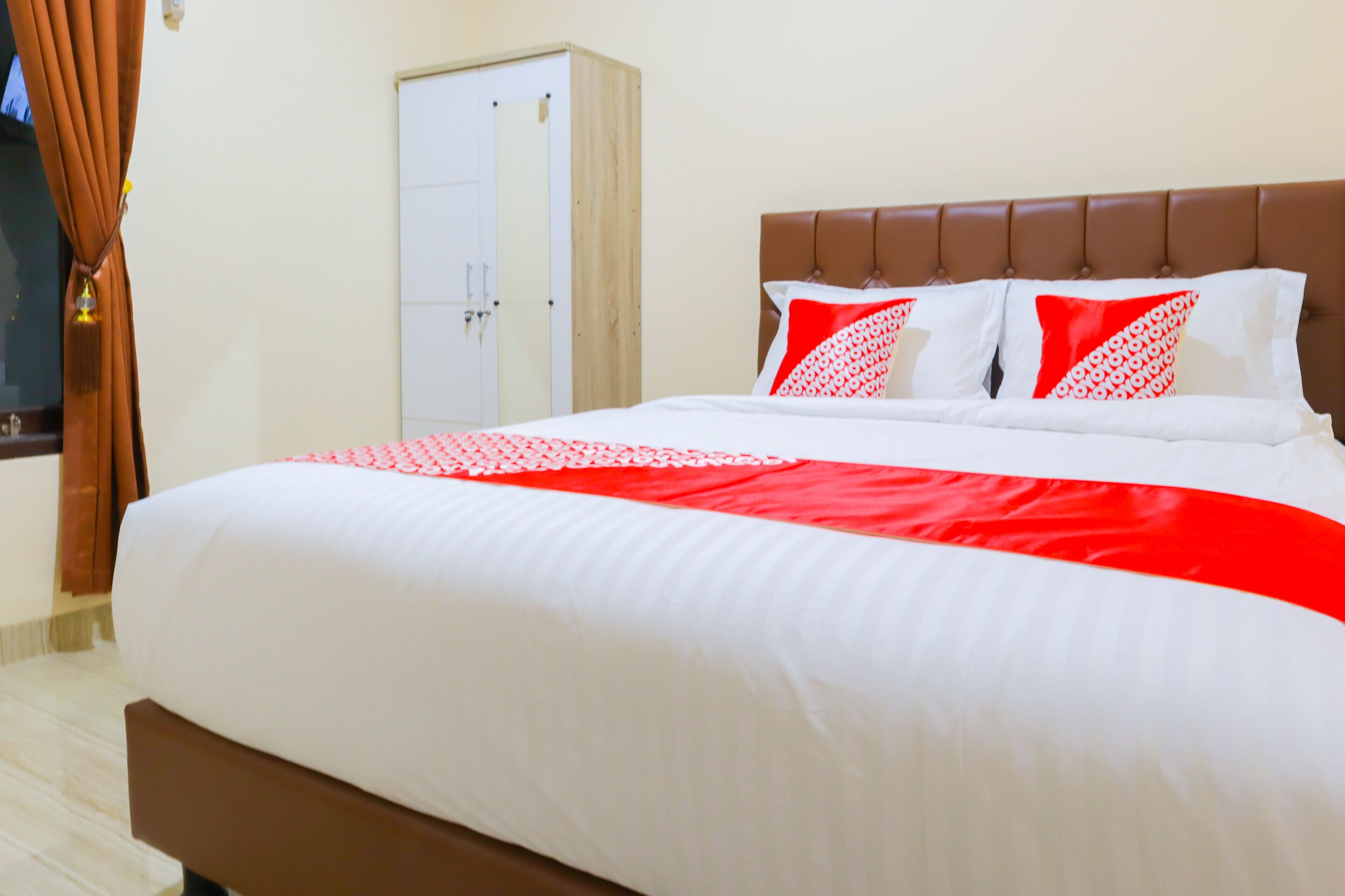 Kr Bulan by OYO Rooms