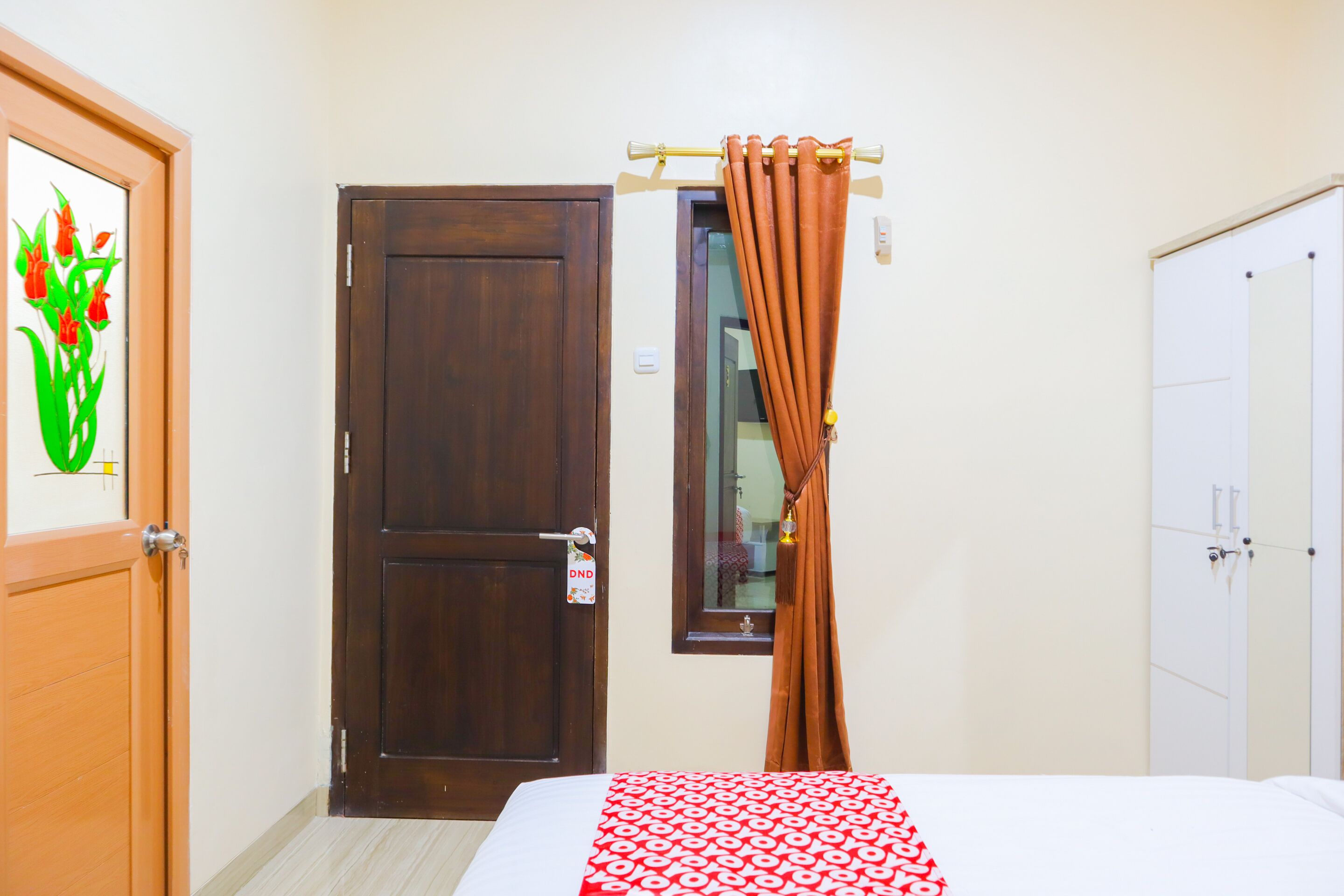Kr Bulan by OYO Rooms