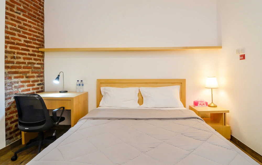 Legacy Residence by ZEN Rooms