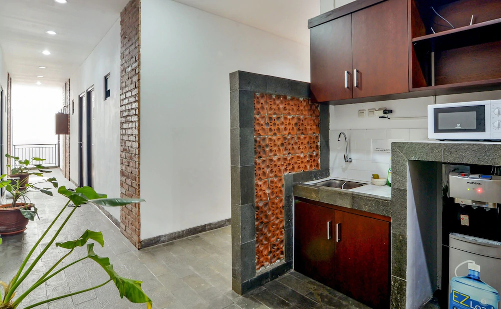 Legacy Residence by ZEN Rooms