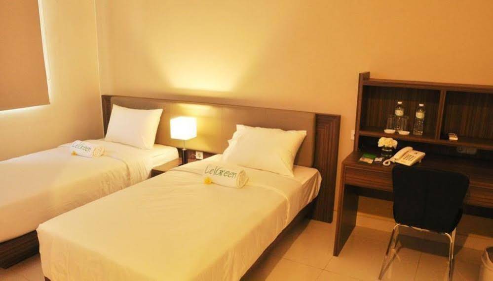 LeGreen Suite Gatot Subroto