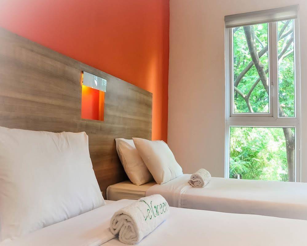 LeGreen Suite Kuningan