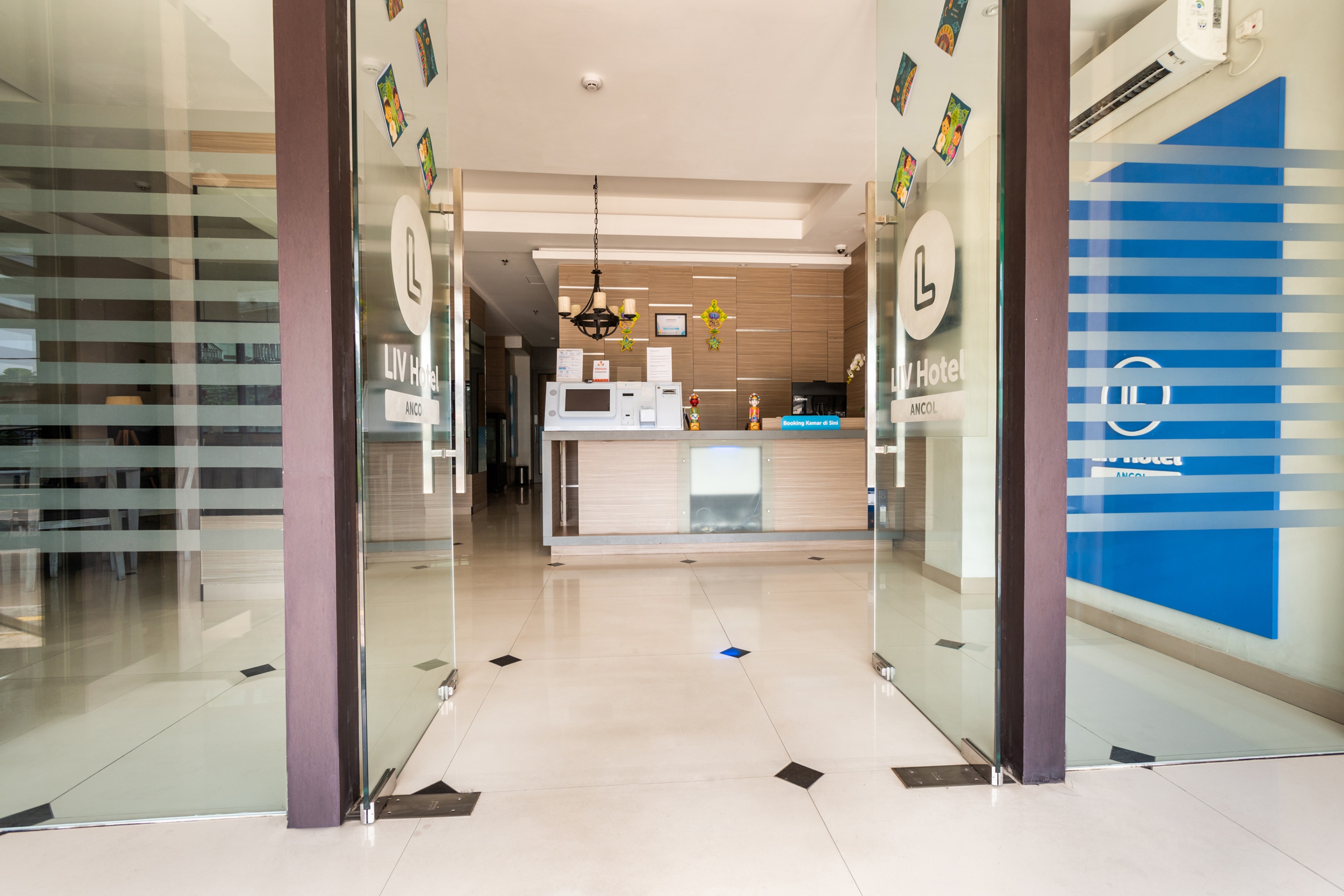 Liv Hotel by OYO Rooms