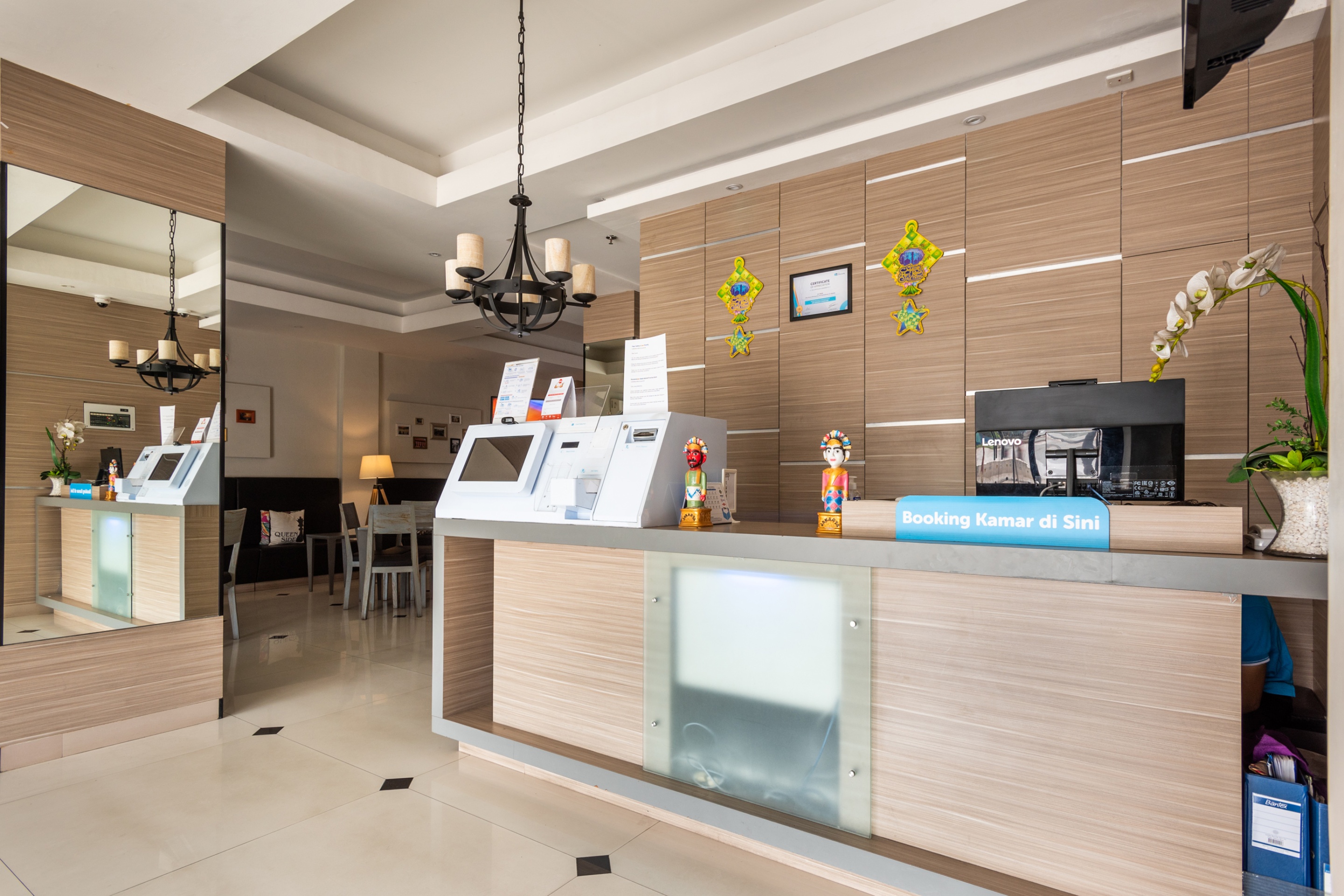 Liv Hotel by OYO Rooms