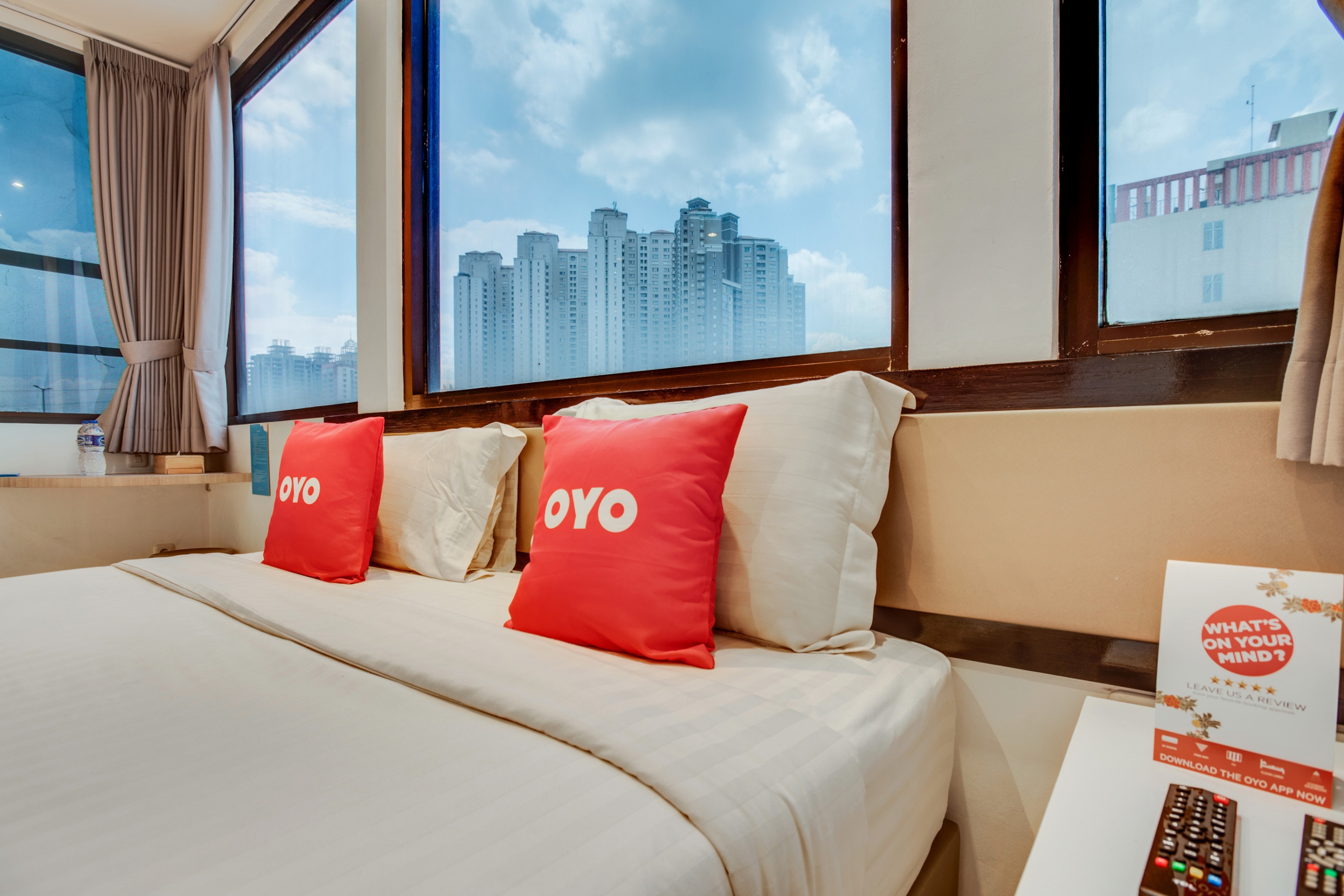 Liv Hotel by OYO Rooms