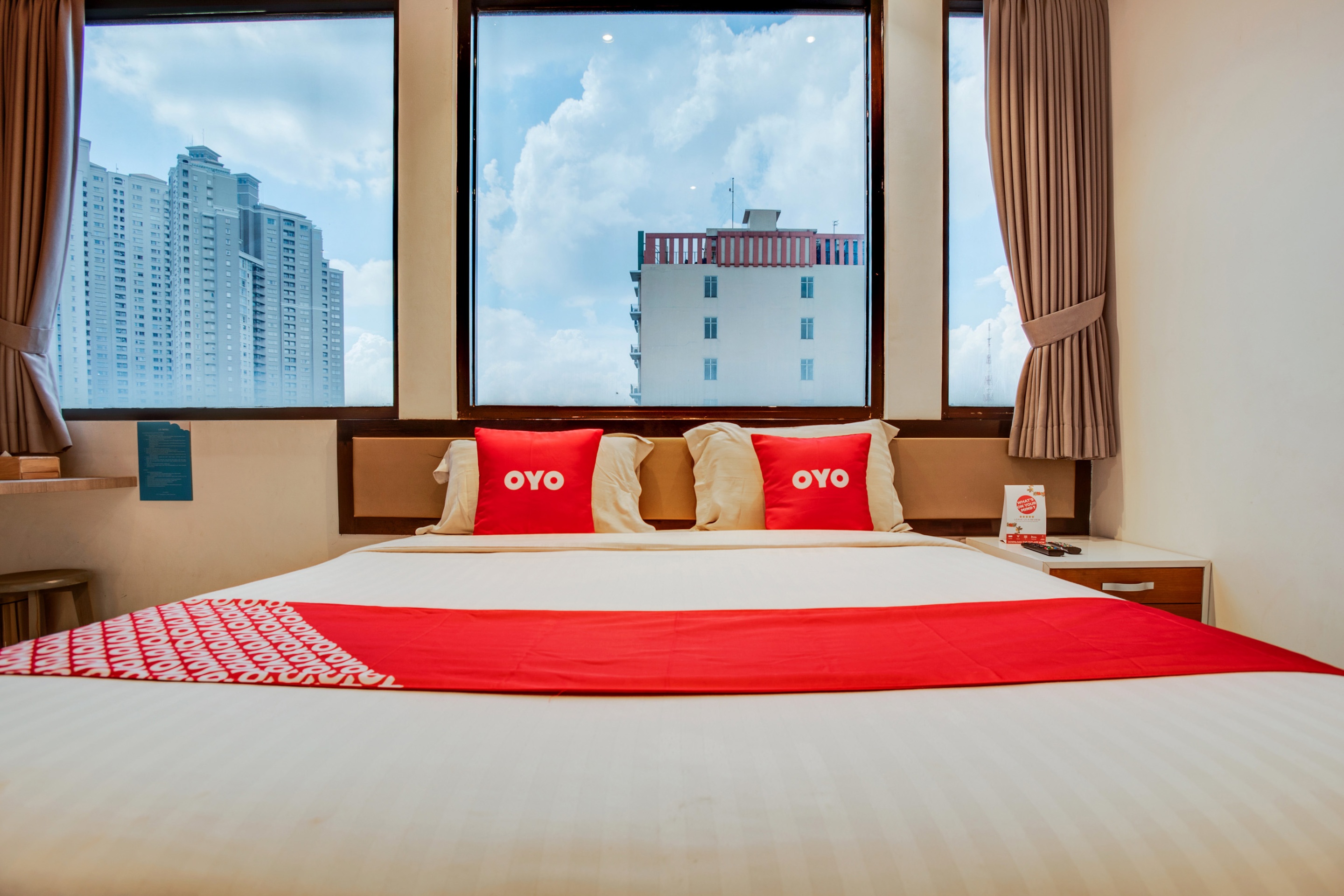 Liv Hotel by OYO Rooms
