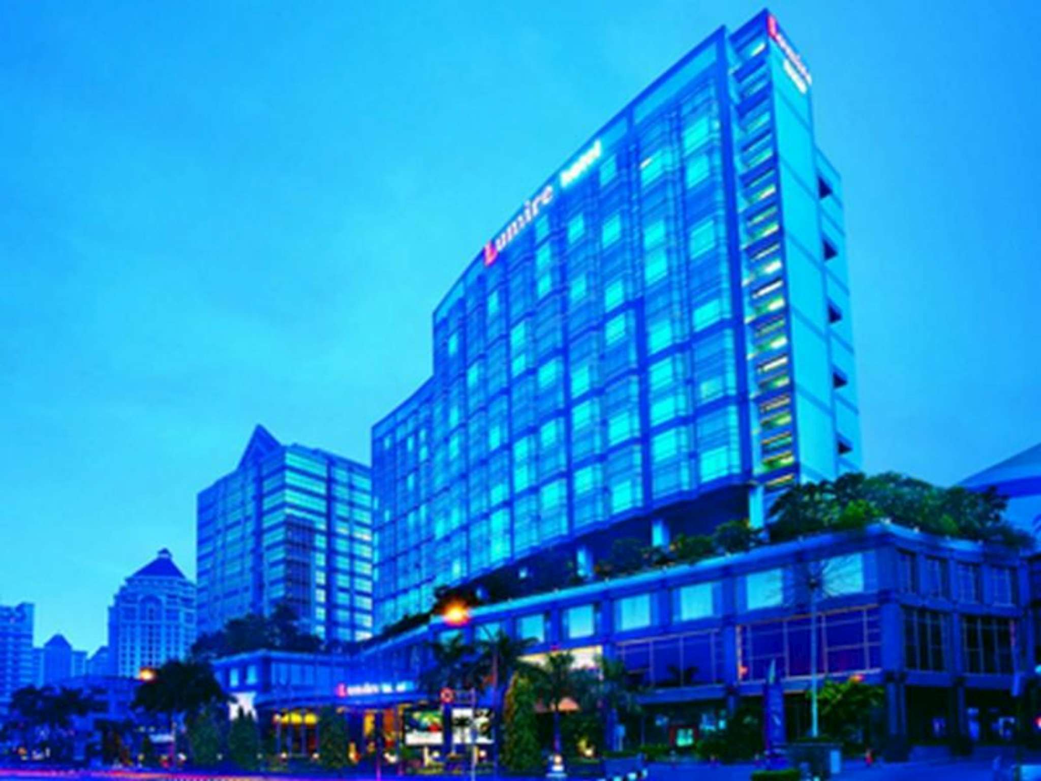 Lumire Hotel & Convention Center