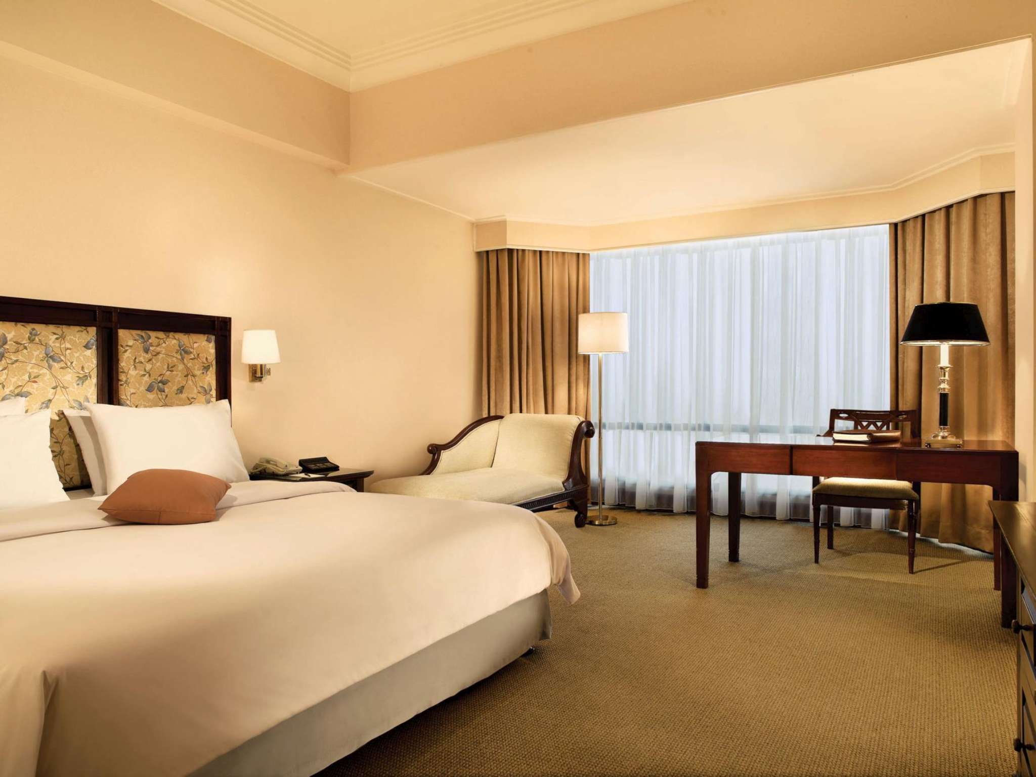 Lumire Hotel & Convention Center