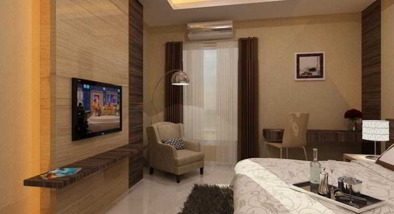 Lynt Hotel