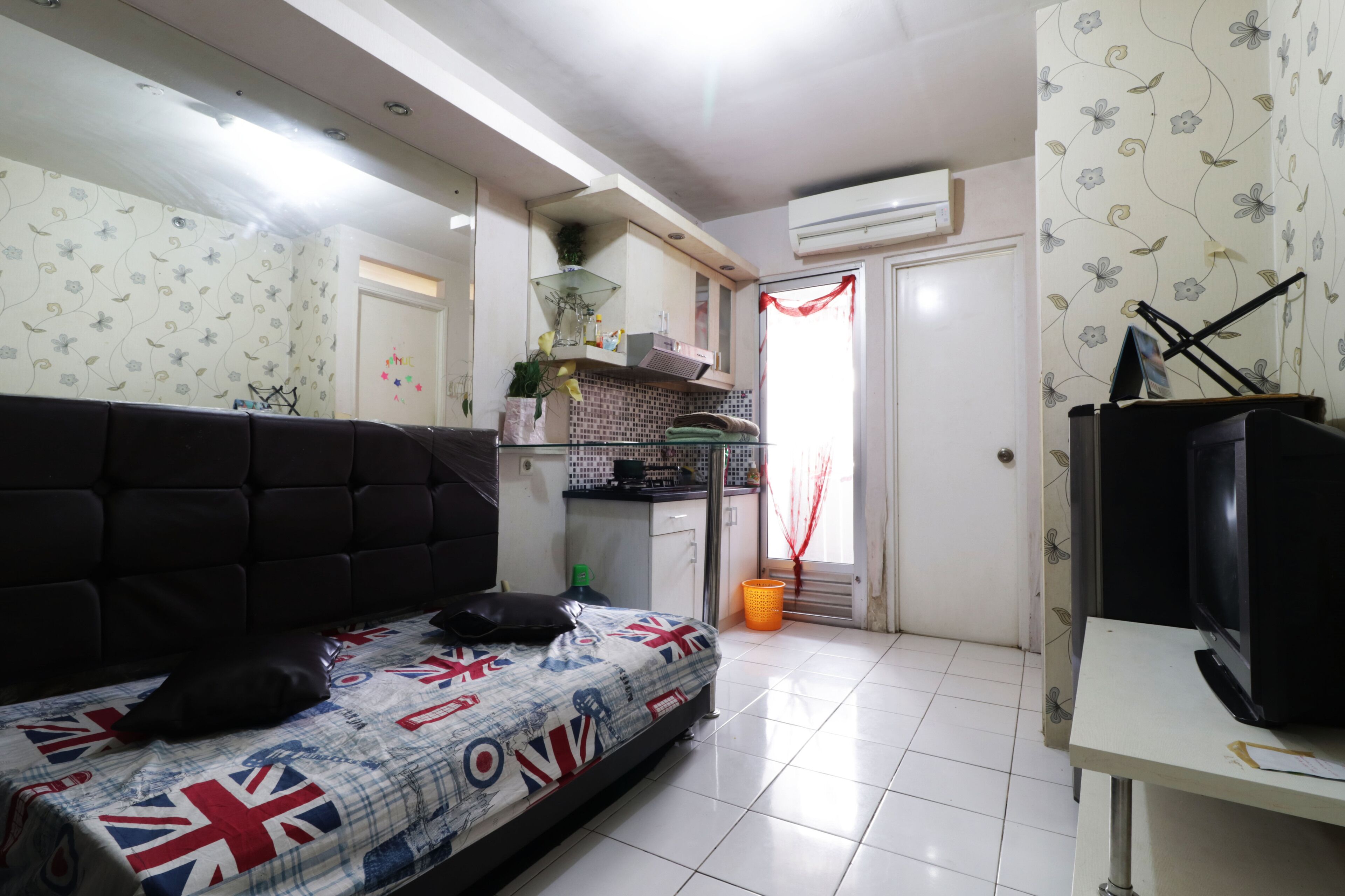 Mamamia Kalibata Apartemen