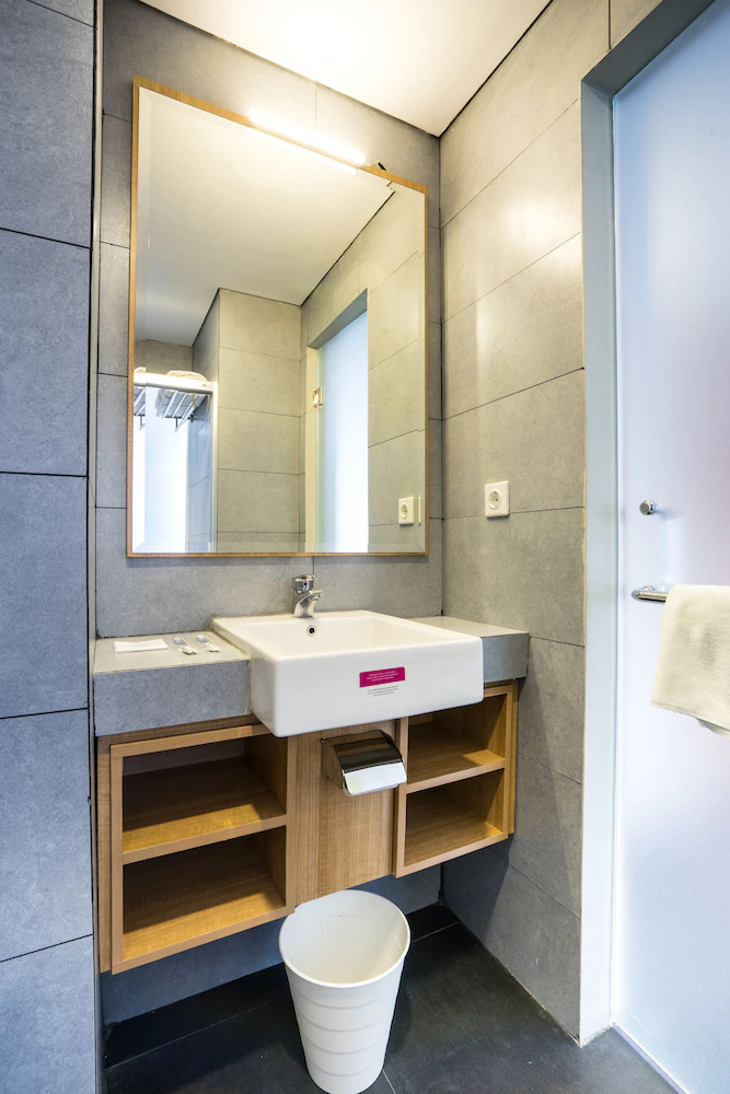 Maple Hotel Grogol Jakarta