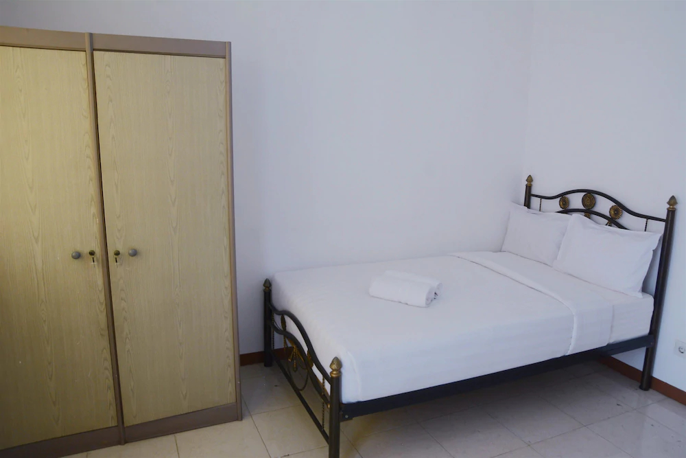 Maple Park Apartment