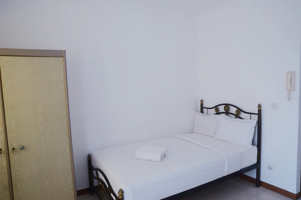 Maple Park Apartment