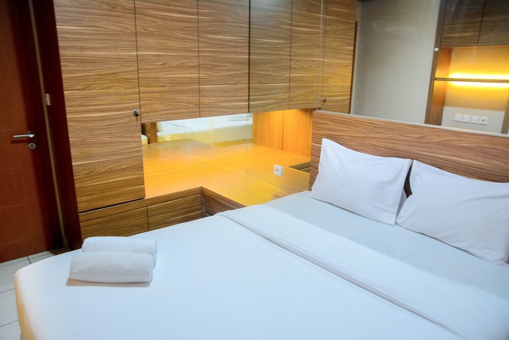 Maple Park Apartment