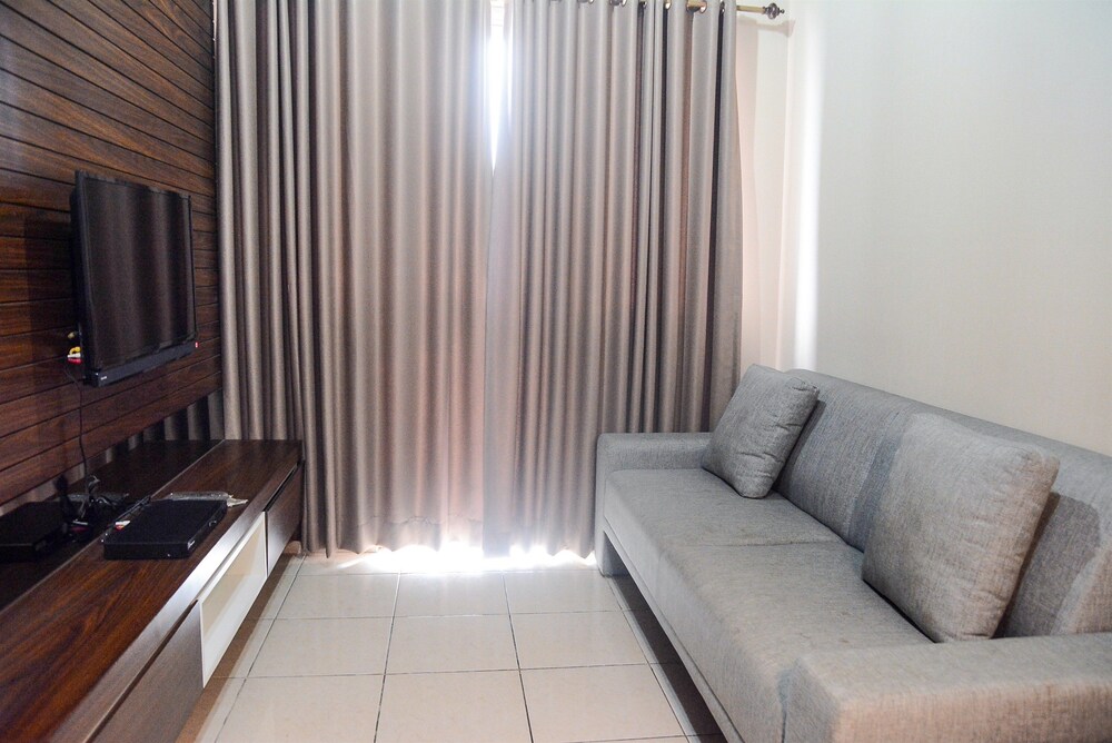 Maple Park Apartment