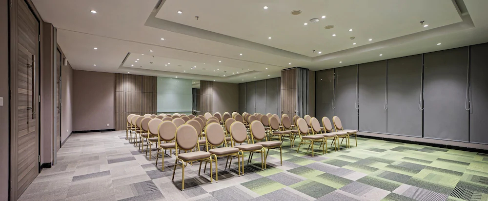 MaxOneHotels.com At Platinum Hayam Wuruk Jakarta