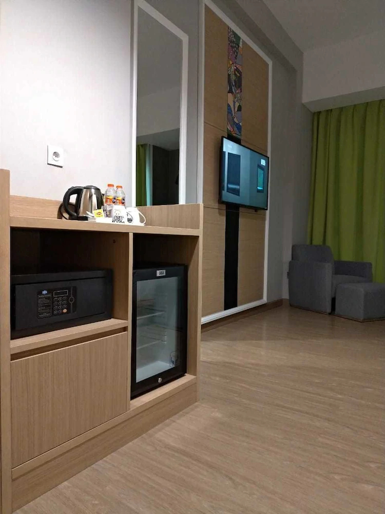 MaxOneHotels.com At Platinum Hayam Wuruk Jakarta