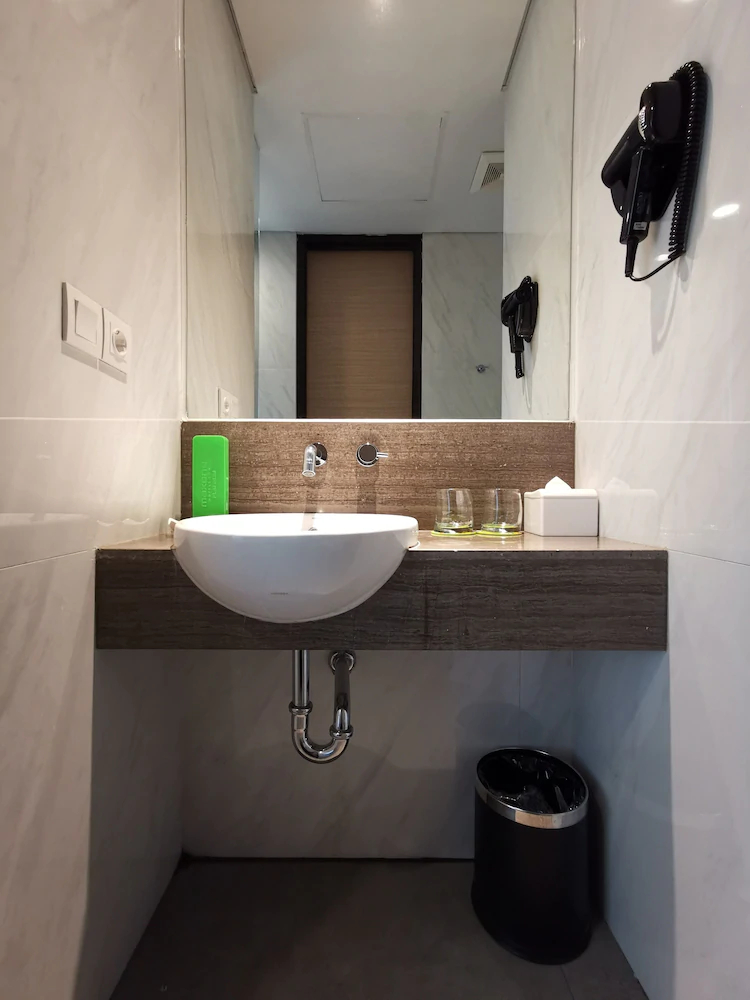 MaxOneHotels.com At Platinum Hayam Wuruk Jakarta