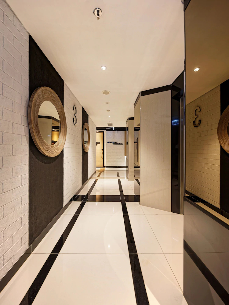 MaxOneHotels.com At Platinum Hayam Wuruk Jakarta