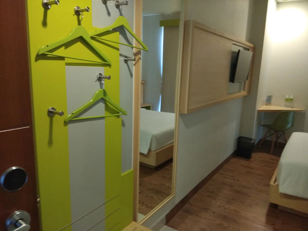 Maxonehotels.com @ Kramat