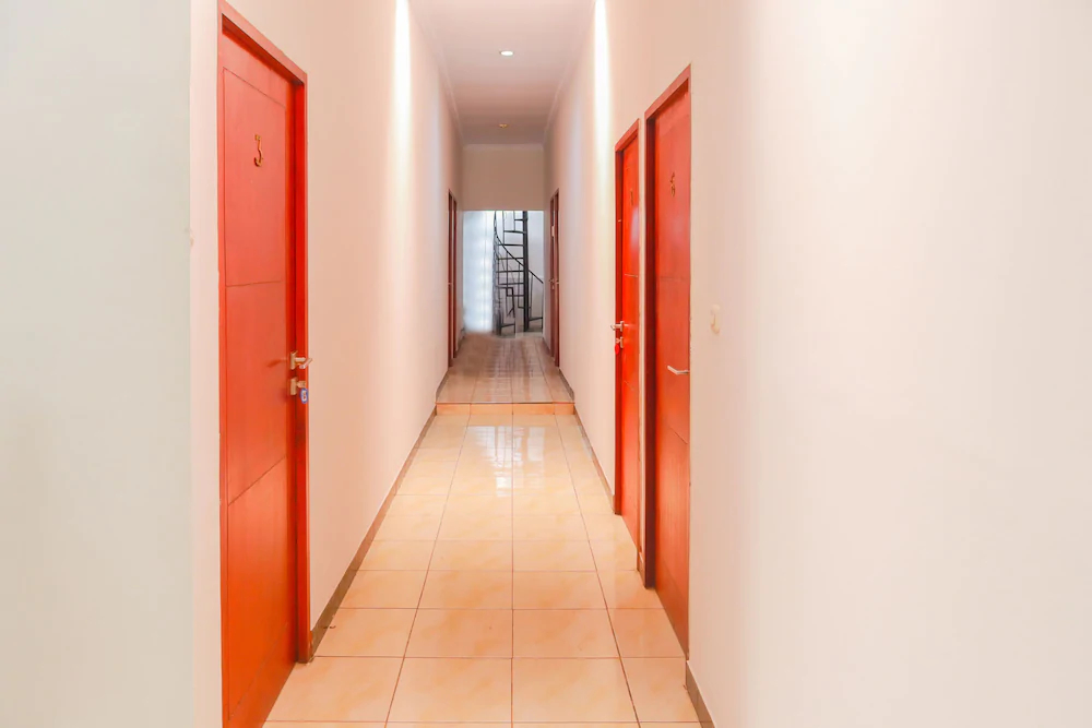 Melawai Homestay by OYO Rooms