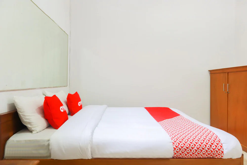 Melawai Homestay by OYO Rooms