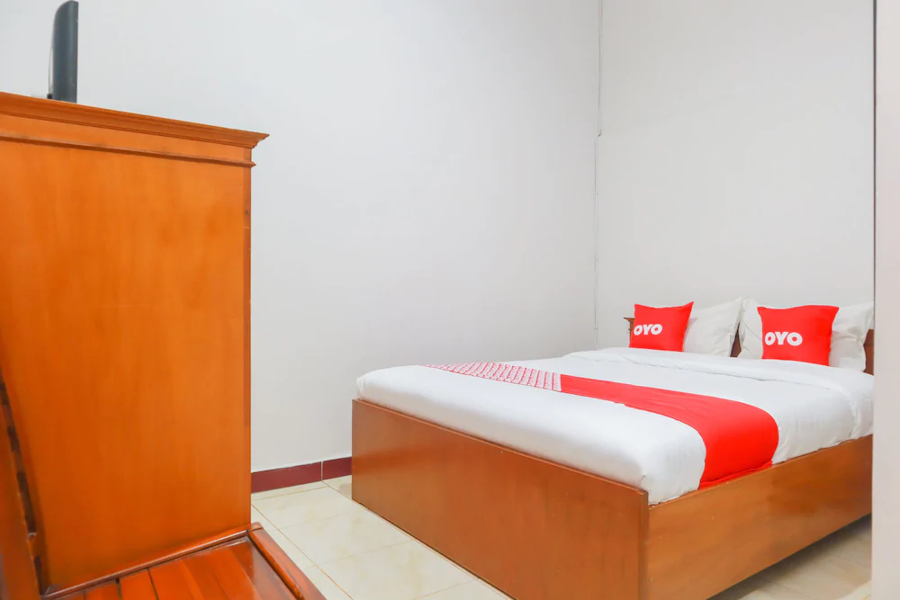 Melawai Homestay by OYO Rooms