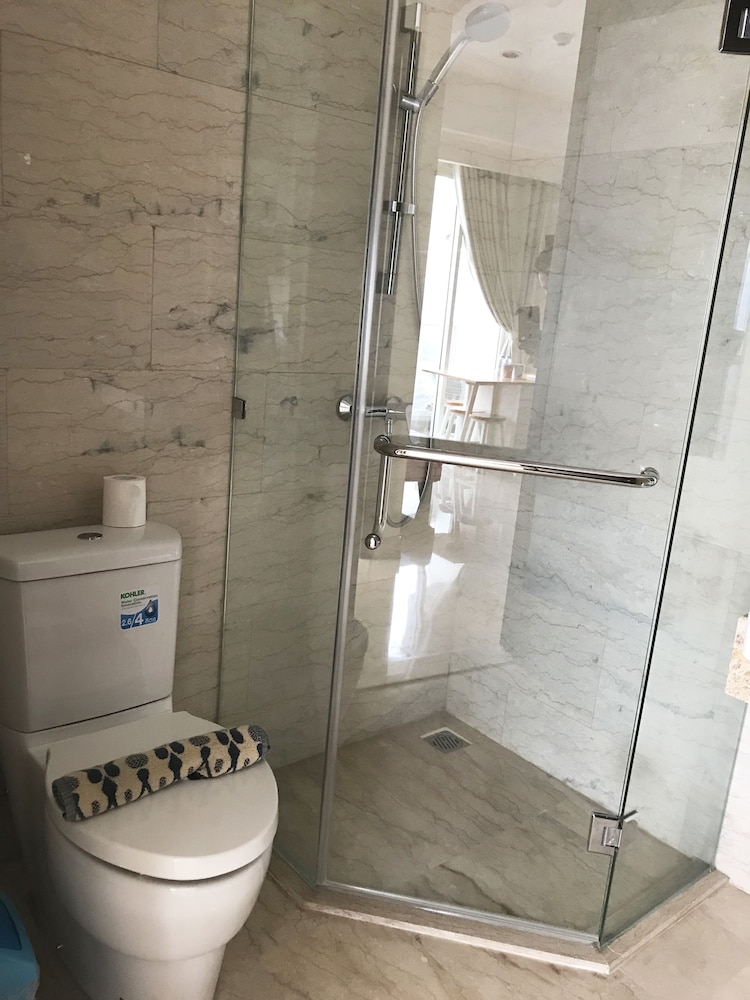 Menteng Park by Travelio