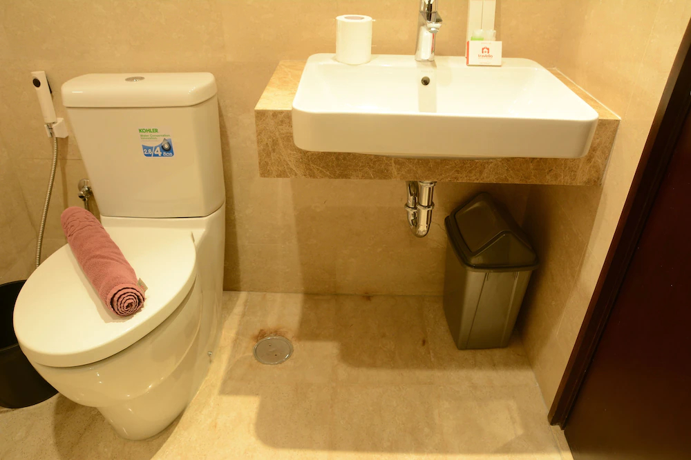 Menteng Park by Travelio