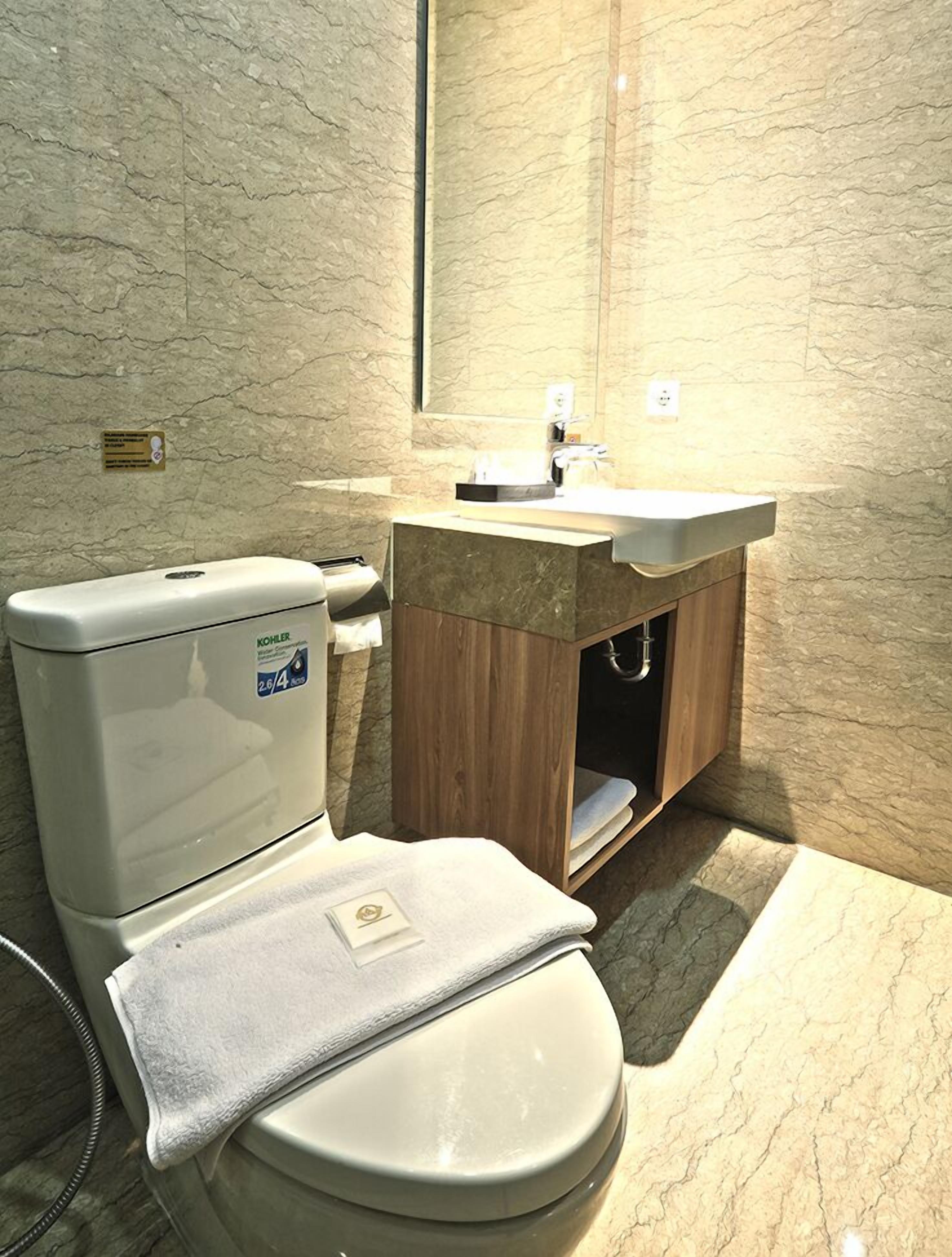 Menteng Park Exclusive Emerald