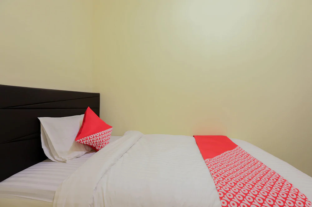 Mn One Residence by OYO Rooms