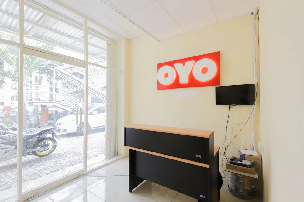 Mn One Residence by OYO Rooms