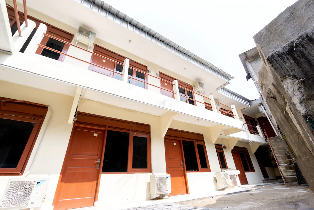 Mn Residence by OYO Rooms