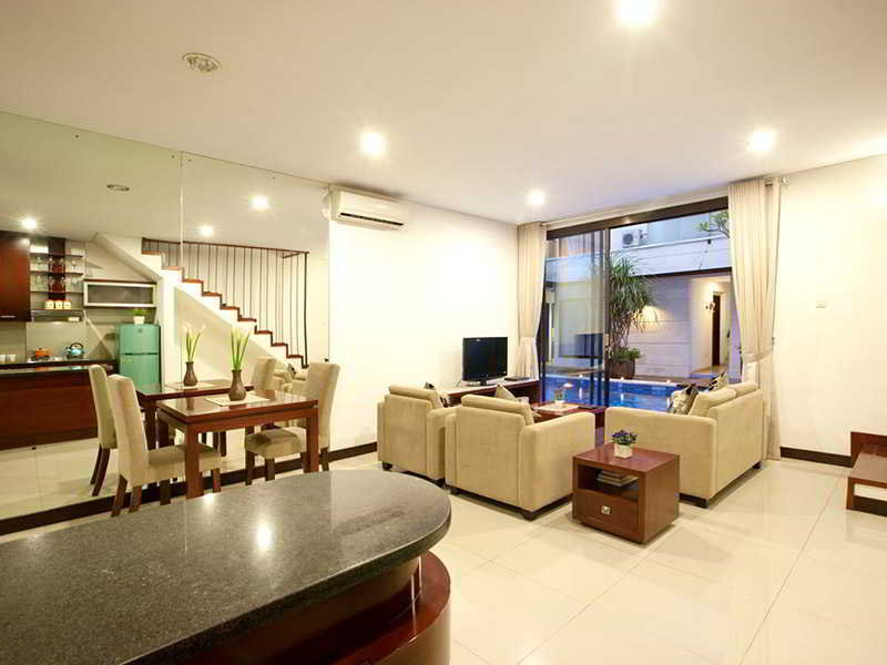 M Residence Menteng
