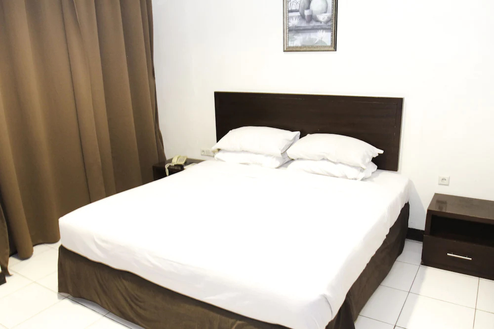 N1 Hotel